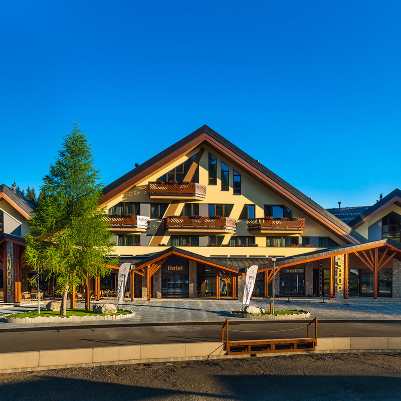 Čašník  Hotel Pošta**** 